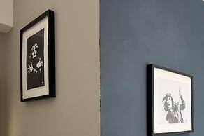 Sheffield Sanctuary - 4 Bedroom House