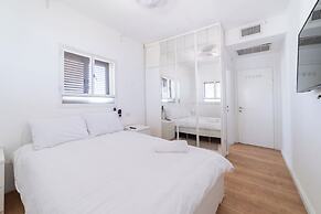 O&OGroup- Classy 3-BR with Stunning View