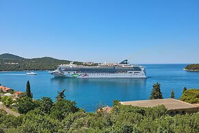 Hedera Estate, Hedera A25