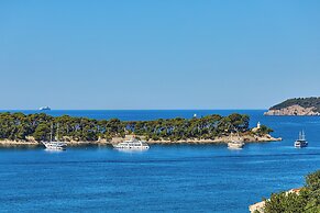 Hedera Estate, Hedera A25