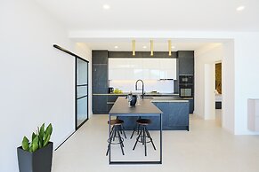 Hedera Estate, Hedera A25