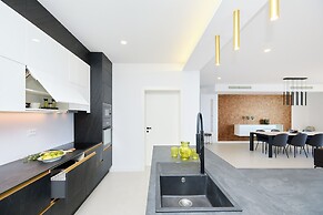 Hedera Estate, Hedera A25