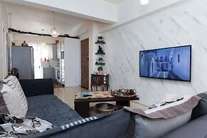 Urban Cosy 2 Bd Apt Near Metro w Balcony