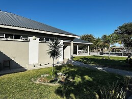Makgadikgadi Lodge
