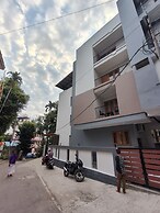 Sakthi Holiday's Inn
