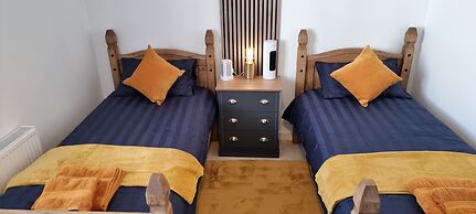 The Hideaway ll /enclosed Garden/quiet/central