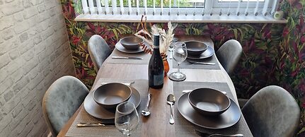 The Hideaway ll /enclosed Garden/quiet/central