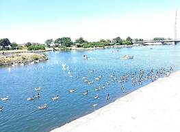 The Hideaway ll /enclosed Garden/quiet/central