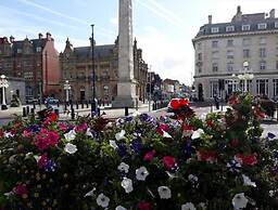 The Hideaway ll /enclosed Garden/quiet/central