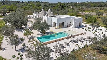 TD Marl Luxury Trulli Experience w Stunning Pool