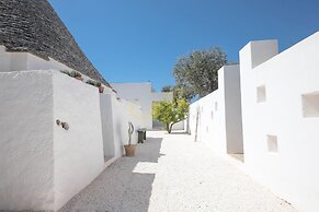 TD Marl Luxury Trulli Experience w Stunning Pool