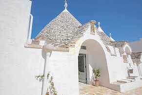 TD Marl Luxury Trulli Experience w Stunning Pool