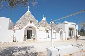 TD Marl Luxury Trulli Experience w Stunning Pool