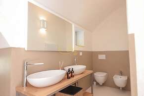 TD Marl Luxury Trulli Experience w Stunning Pool