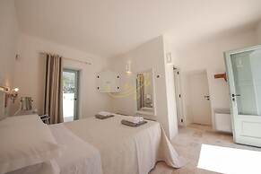 TD Marl Luxury Trulli Experience w Stunning Pool