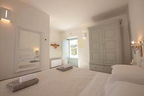 TD Marl Luxury Trulli Experience w Stunning Pool