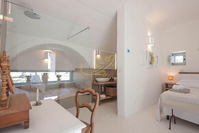 TD Marl Luxury Trulli Experience w Stunning Pool