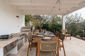 Villa L Arco in Col by Wonderful Italy