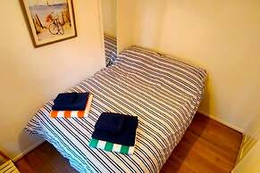 Rebels Retreat - 2-bed Chalet nr St Ives & Hayle