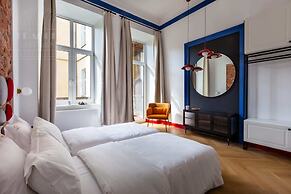 SquadGoals House - Fragola Apartments