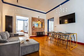 SquadGoals House - Fragola Apartments