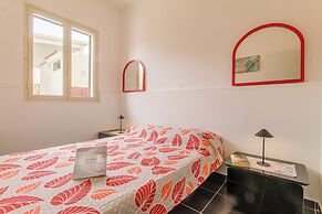 Distefano House Close To Sea