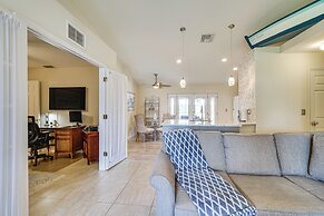 Cape Coral Home w/ Screened Porch: 4 Mi to Beach!