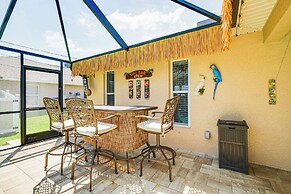 Cape Coral Home w/ Screened Porch: 4 Mi to Beach!