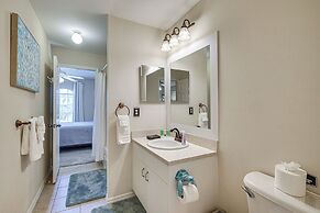 Cape Coral Home w/ Screened Porch: 4 Mi to Beach!