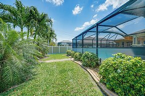 Cape Coral Home w/ Screened Porch: 4 Mi to Beach!