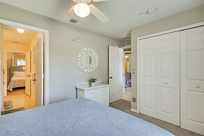 Cape Coral Home w/ Screened Porch: 4 Mi to Beach!