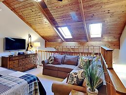 Sunplace 02 by Taylor Made Deep Creek