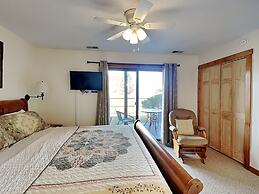 Sunplace 02 by Taylor Made Deep Creek