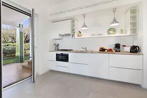 Estate4home - Villa Corinna