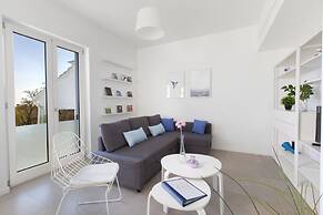 Estate4home - Villa Corinna