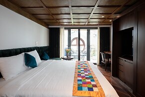 Fusion Links Apartment