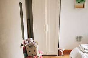 1 Bed Victorian Flat Sleeps 4 - Garden & Patio