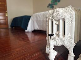 The Boho Buffalo Inn