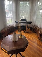 The Boho Buffalo Inn