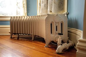 The Boho Buffalo Inn