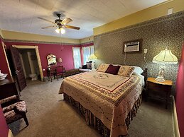 The Boho Buffalo Inn