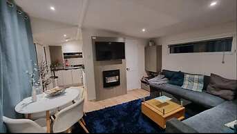 Seaside Holiday Park 4-bed Caravan in Heysham