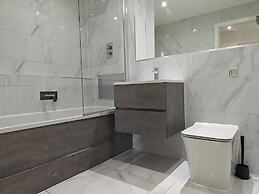 2-bed Apartment Birmingham Snow Hill