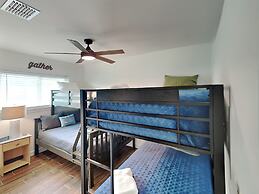 Red115 - Living the Beach Life