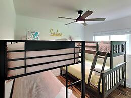 Red115 - Living the Beach Life