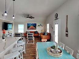 Red115 - Living the Beach Life