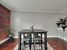 Stables on The Strand