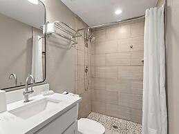 Sunset Vistas 504 South