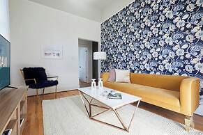 Roami at The Mandeville