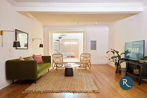 Roami at The Mandeville